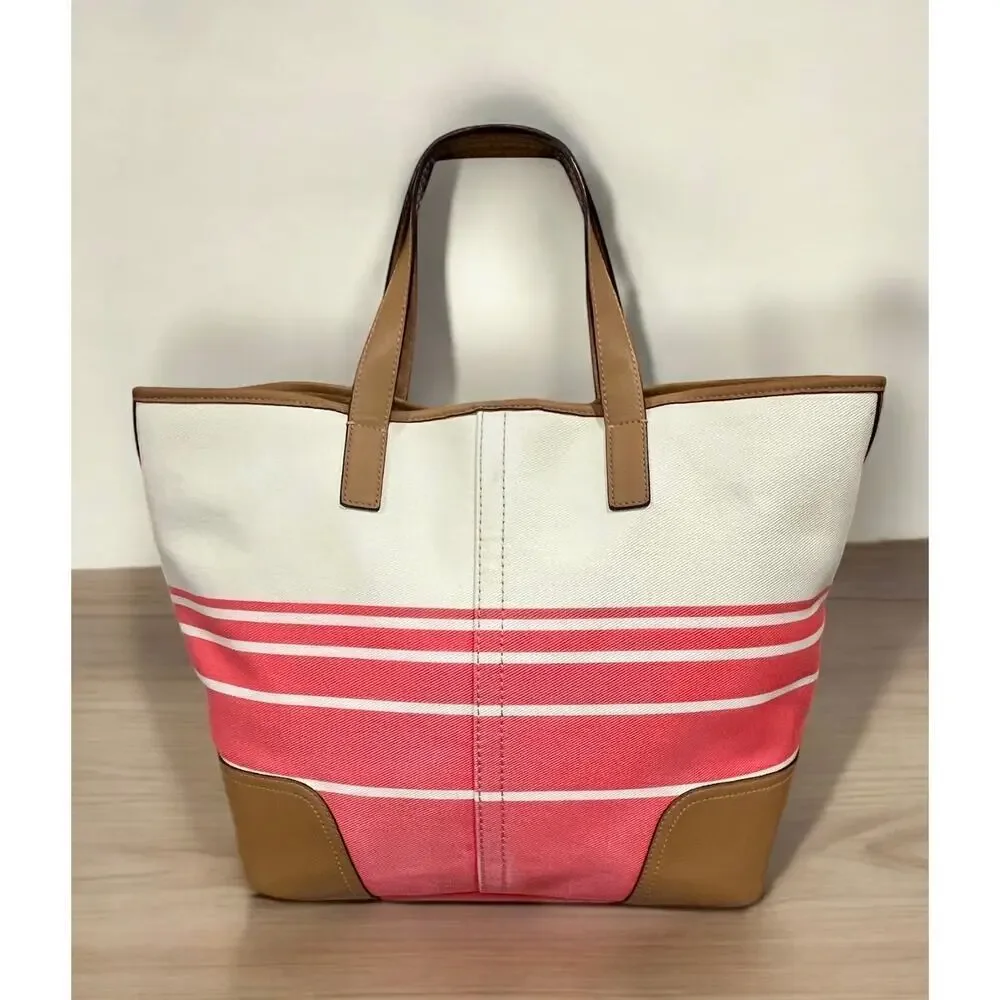Coach F29921 Hadley Variegated Duffle Bag - Picture 2 of 10